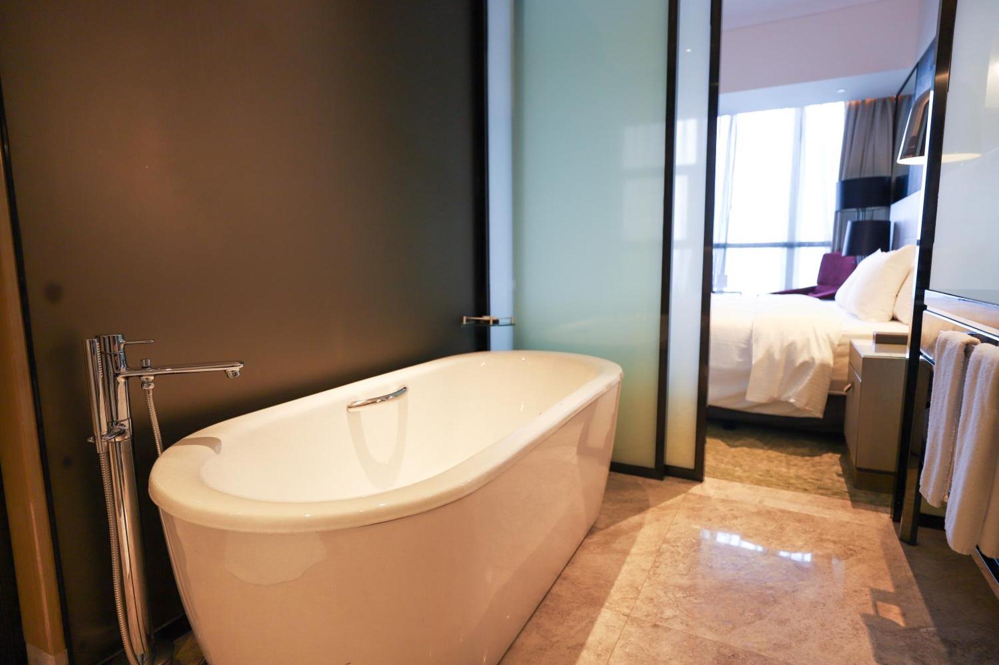 Wanda Realm Jiangmen Hotel Buitenkant foto